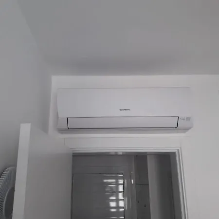 Apartment Cucharas - Pool - 2 Min - Free Ac & Wifi *